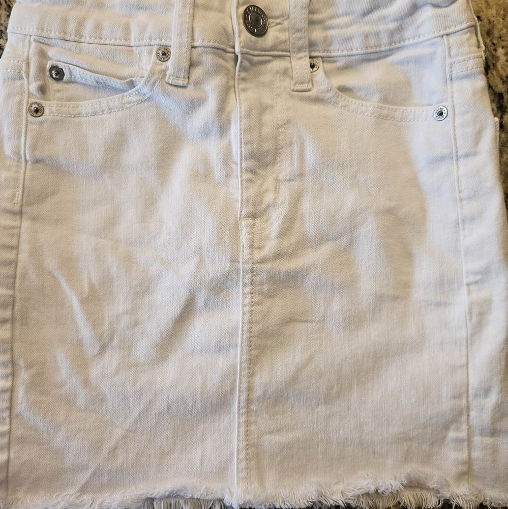 American Eagle white Jean Skirt
